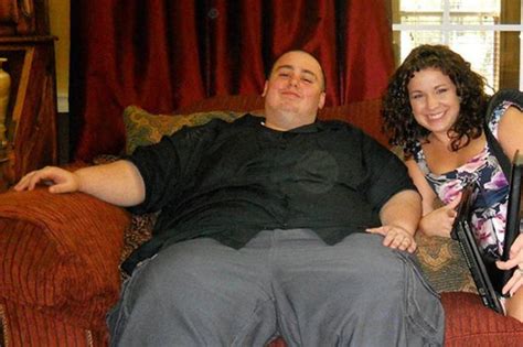 Obese Man Sheds 175st To Become Personal Trainer You Wont Believe