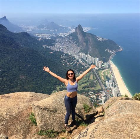 Note that this forest is in rio de janeiro, brazil. Pedra da Gávea: eu fiz a trilha mais difícil do Rio | Vida Carioca