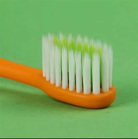 Диета малышевой щетка курица Зубная щетка детская " Морковка" - Оставить заказ на opt1kop.ru по Зубная щетка детская " Морковка" - Оставить заказ на opt1kop.ru по Диета малышевой щетка курица