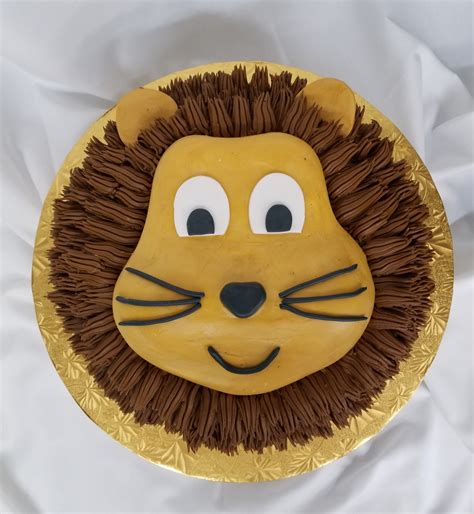 To avoid having to spend a birthday party cutting out slices of cake, you can also buy the food lion cupcake packs to provide individual servings to your guests. Birthday cake girls - Cinotti's Bakery