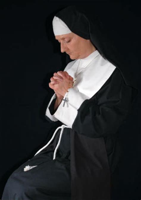 A Sign Of The Love Of God Why Nuns Wear Religious Habits Vocation