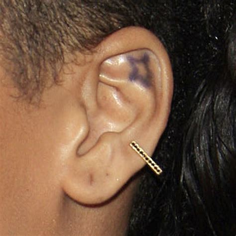 Rihanna Ear Lobe Tragus Piercing Steal Her Style