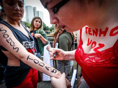 Fotos Marcha Das Vadias Pelo Brasil Uol Not Cias