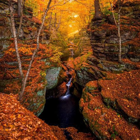 Wisconsin Fall In The Dells Beautiful World Nature Landscape
