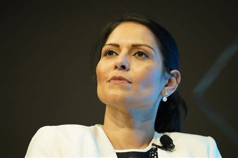 Pressure On Priti Patel Over Inquiry Into Resignation Of London Police Chief The Independent
