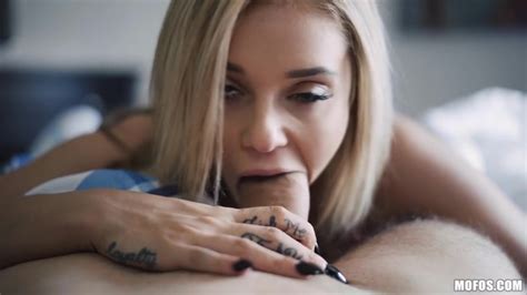 Kali Roses Blonde Gf Loves Big Dick Mofoslab Mofos