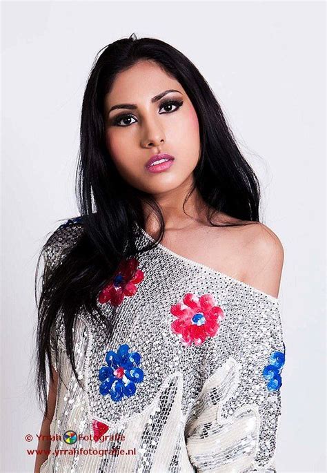 model madi fashion look off shoulder blouse floral tops fashion looks portfolio model top