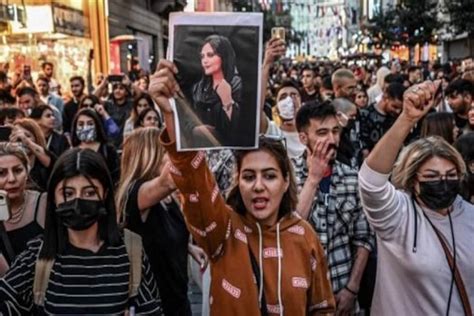 Iran Restricts Social Media As Mahsa Amini Protests Grow Asfe World Tv