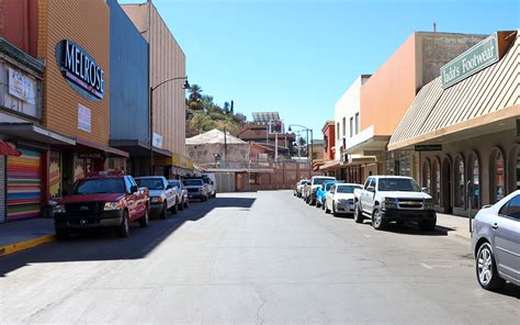 Nogales Businesses Expect Tourists From Mexico After Border Reopens