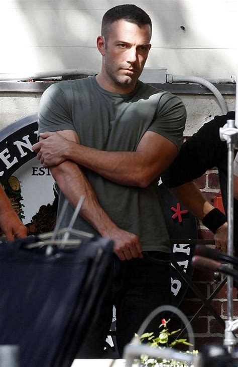 You know how there was talk that he was gonna leave and if affleck truly has begun training again, that would likely put him back in peak physical condition by early 2018, which falls in line with earlier. Ben Affleck's Batman Workout Routine and Diet for a Jacked ...