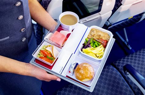 These Us Airlines Serve The Healthiest Food On Board