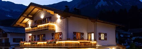 Auf dieser seite finden sie ähnliche unternehmen in der nähe wie haus föhrenhof. Gasthaus | Landhotel Föhrenhof am Wilden Kaiser