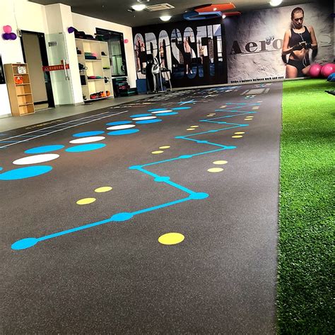 Customized Rubber Gym Flooring With Painting
