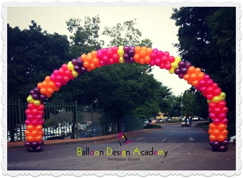 Balloon Arch for a Price Waterhouse Cooper sponsored sport event | Balloon design, Balloon arch ...