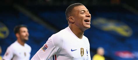 Mbappe has scored 37 goals in 43 matches this season, including eight in 10 in the champions league and 25 in 29 in ligue 1. Kylian Mbappe interested in playing for Man United, Sunday ...
