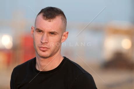 I have pretty much the same hairline. M shaped hairline hairstyles