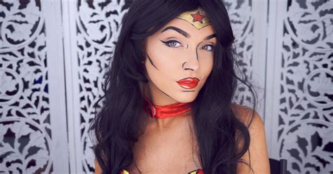 9 Wonder Woman Makeup Tutorials To Make Your Halloween Superhero Costume Extra