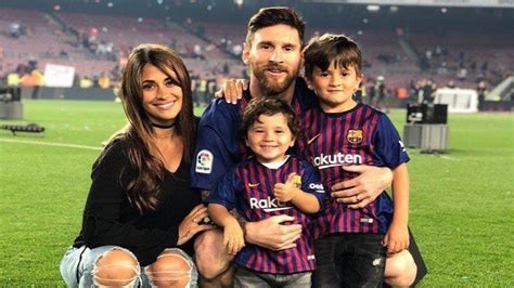 Hit the follow button for all the latest on lionel andrés messi! Lionel Messi's Family 2019 | Thiago Messi, Mateo Messi ...