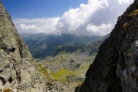 Top 10 Cele Mai înalte Vârfuri Muntoase Din România Toate Au Peste
