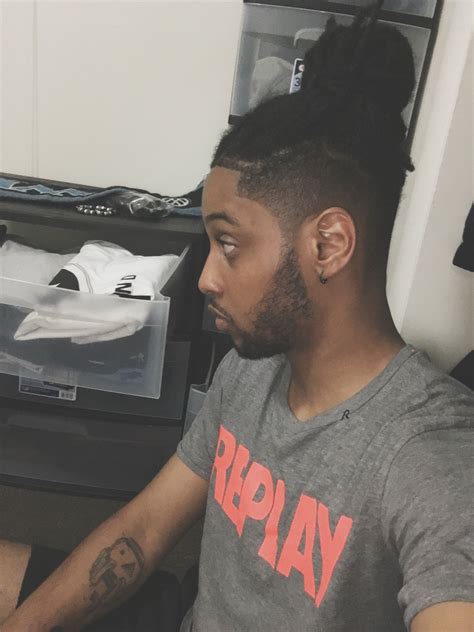 #hightop #dreads #locs #black #men #man #hairstyles #naturalhair #bun #