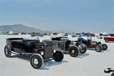 Pin By Deanah On Its A Mans Locomotion Kustom Cars Hot Rods