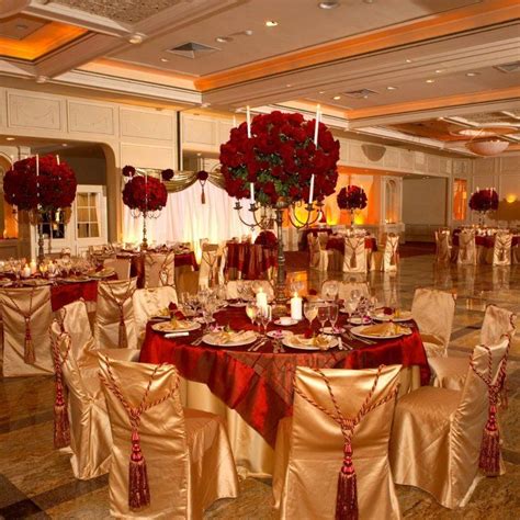 Here you will find beautiful aisle decorations, white décor ideas, ideas with candles, stunning ideas with baby's. RED AND GOLD | Red wedding decorations, Rose wedding theme, Candy bar wedding