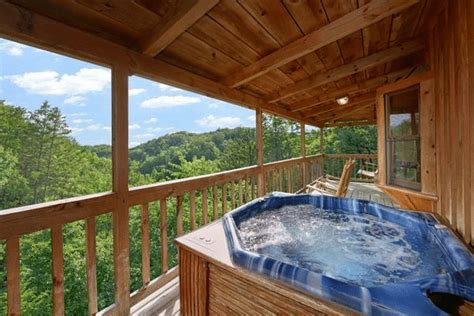 Serenity Ridge 1 Bedroom Honeymoon Cabin Near Dollywood With Hot Tub