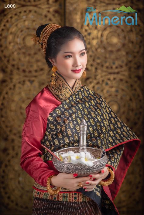 Laos 🇱🇦 Lao Traditional Outfit Traditional Outfits Dress Culture Laos