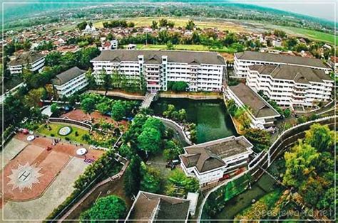 Bagi jurusan lain jangan berkecil hati, asah skillmu dan kembangkan interpersonal mu dengan baik. UPDATE 2020 - List 10+ Universitas Terbaik di Jawa Timur ...