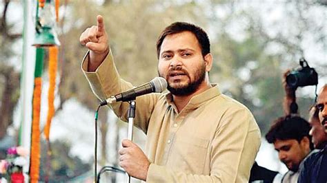 Bihar Election Results Shiv Sena Laud Tejashwi Yadav In Its Editorial