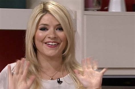 Holly Willoughby Being Lined Up To Present The Voice Mirror Online