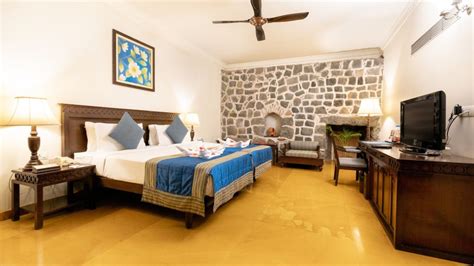 Deluxe Hotel Rooms In Pune Fort Jadhavgadh Resort In Pune