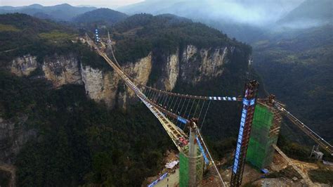 Glass Skywalk Tianmenshan National Forest Park China • Rpics