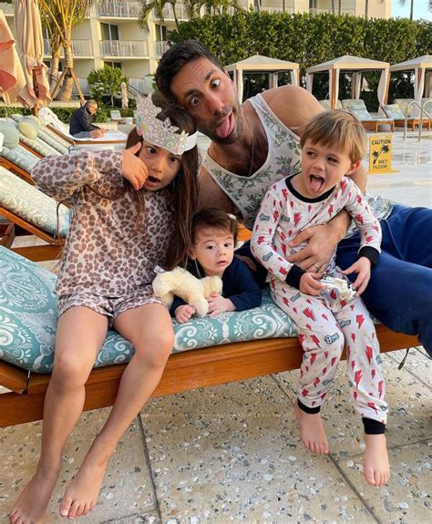 Nev Schulmans Wife Laura Perlongo Reveals She Suffered Miscarriage
