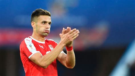 Southampton Sell Dusan Tadic To Ajax And Line Up Mohamed Elyounoussi Espn