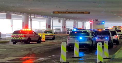 Police Shoot Knife Wielding Man Outside Columbus Airport