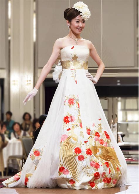 7 stunning wedding dresses made from traditional japanese kimonos modern sakura