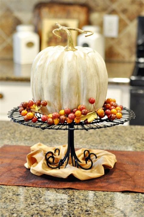 21 Fall Pumpkin Stands For Outdoor And Indoor Décor Digsdigs