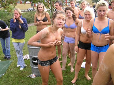 Nude Outdoor Party New Porn