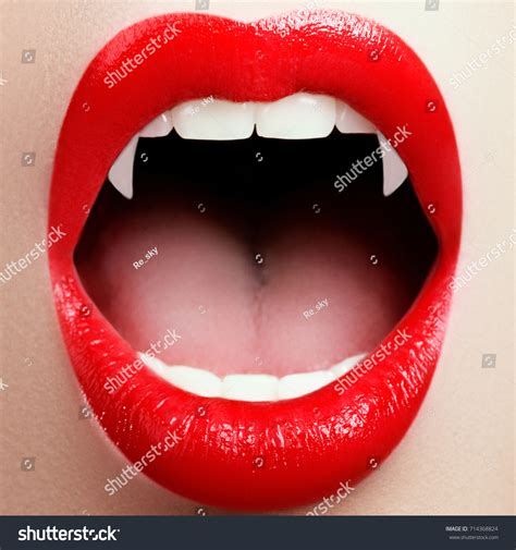 35901 Imágenes De Horror Mouth And Teeth Imágenes Fotos Y Vectores