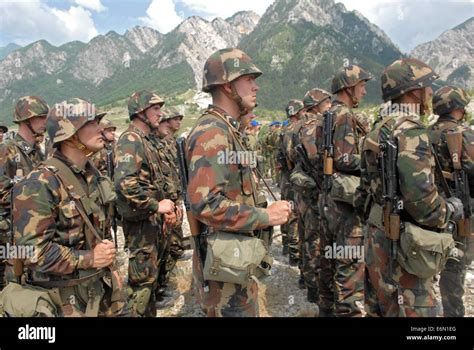 Hungarian Army Hi Res Stock Photography And Images Alamy