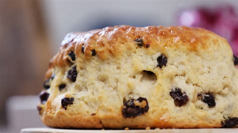 The Classic British Fruit Scone Recipe