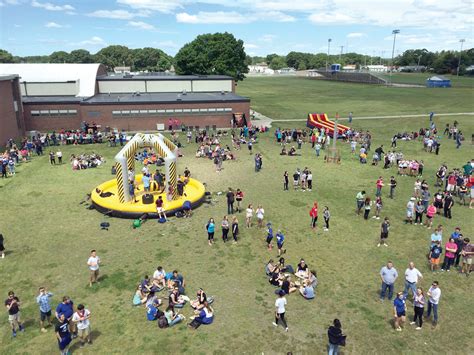 Vets Field Day Celebration Ends School On Positive Note Warwick Beacon