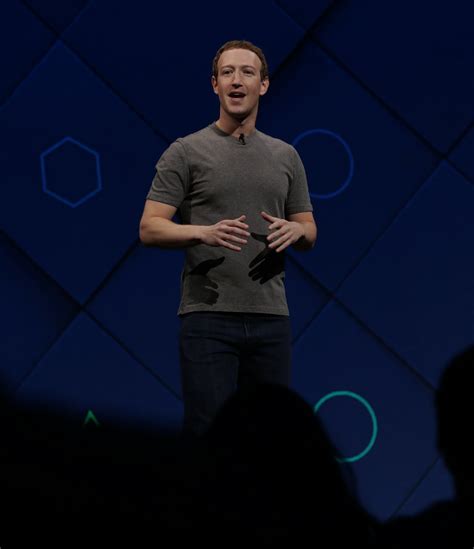 Mark Zuckerberg Wants Employees To Stop Debating Social Issues At Work