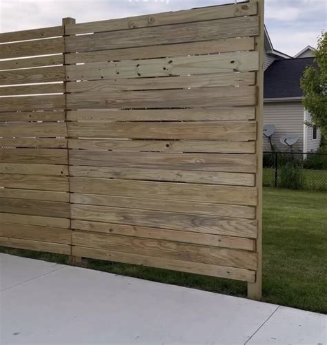 How To Easily Build A Diy Privacy Screen Outdoors Hometalk