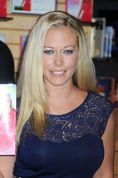 Kendra Borders Kendra Wilkinson Photo 13664176 Fanpop