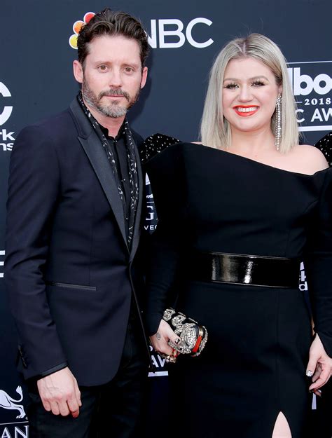Kelly Clarkson Reveals How Often She Has Sex With Husband