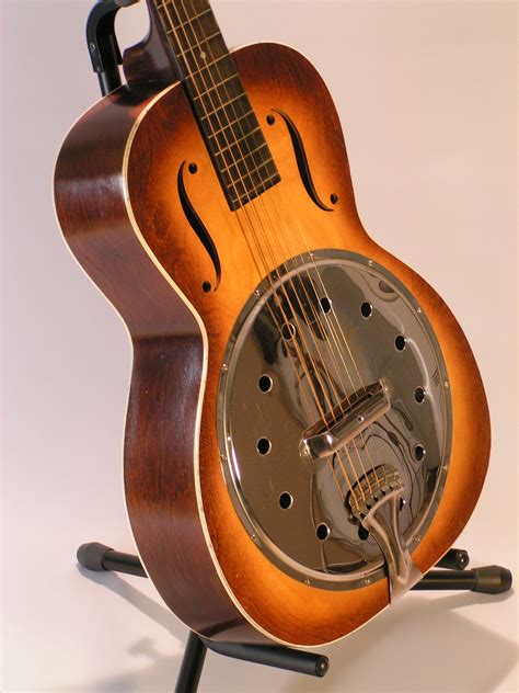 Dobro Model 27 1934 Gibson Dobro Model 27 1934 Audiofanzine