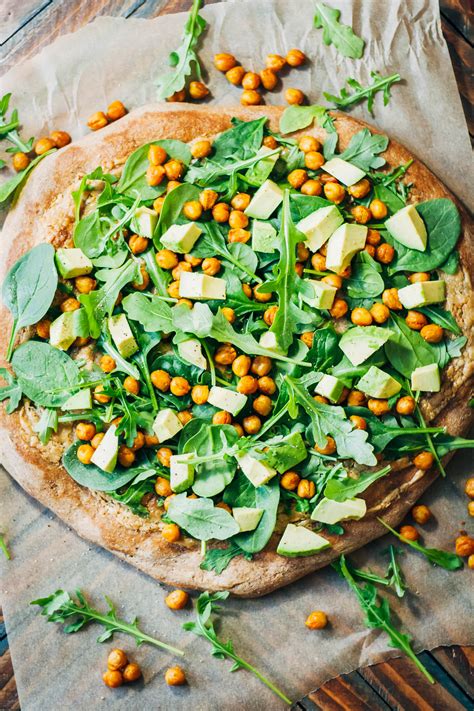 Or just go with veggies and healthy ranch. Healthy Vegan Pizza | Well and Full