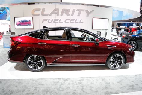 Honda Clarity Electric Plug In Hybrid Joining Fuel Cell Model In 2017